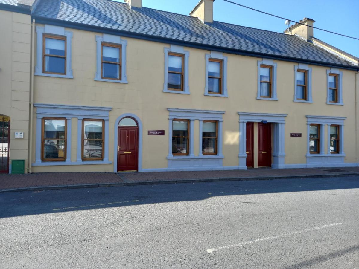 Town Square Holiday Homes Lisdoonvarna Exterior foto