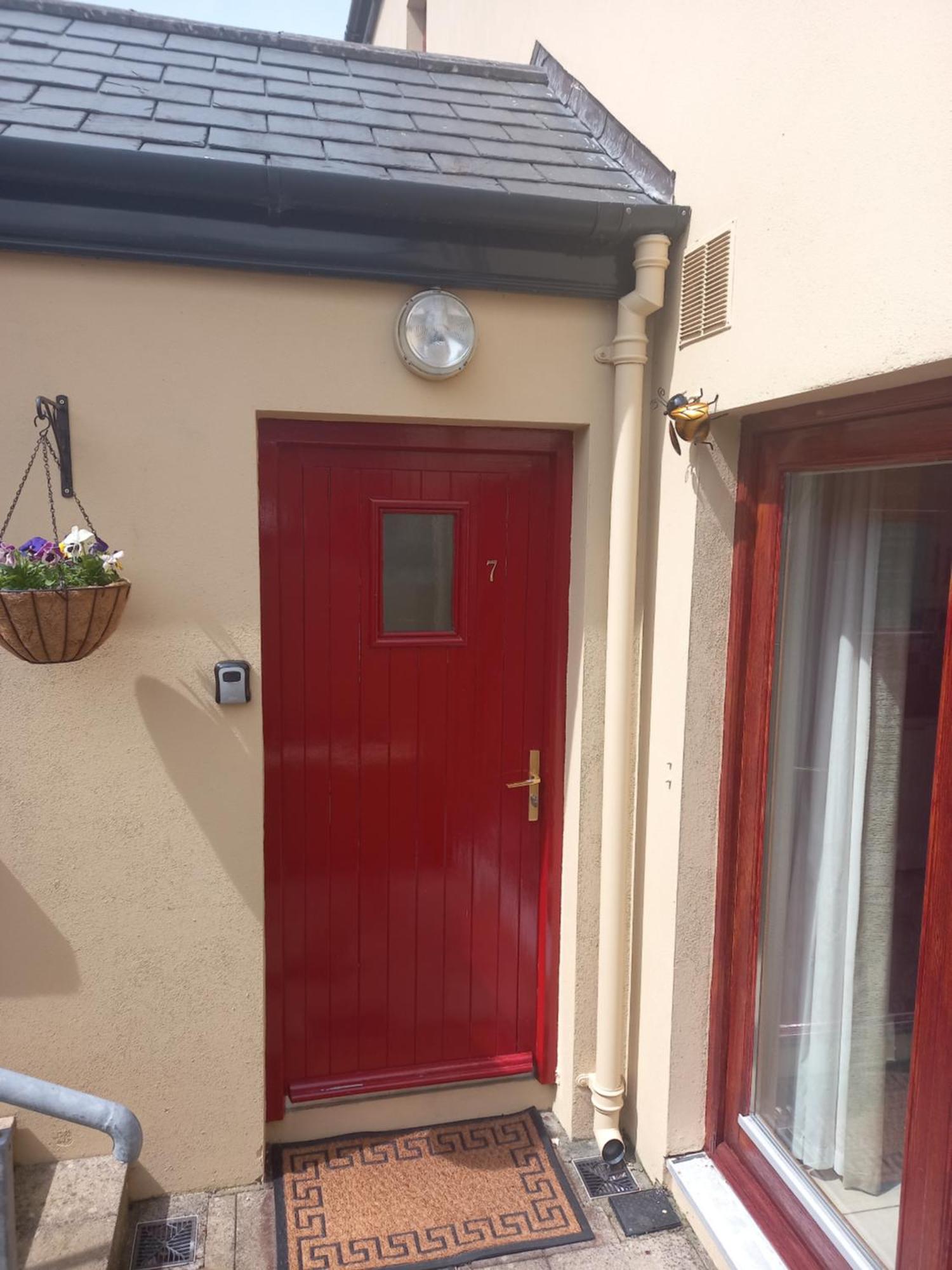 Town Square Holiday Homes Lisdoonvarna Exterior foto